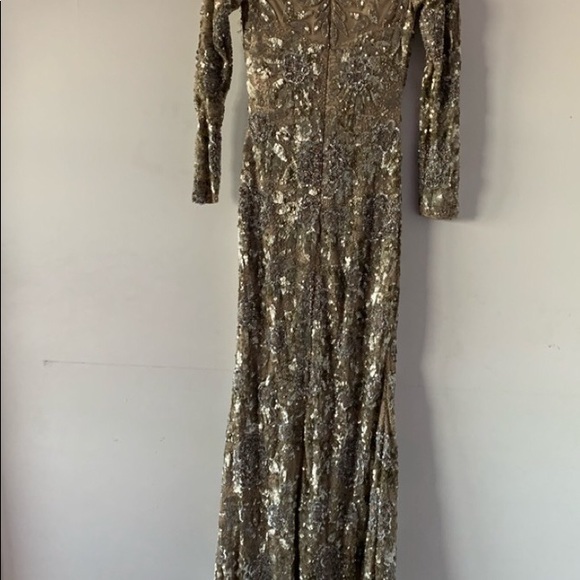 Wedding dress - Picture 4 of 4